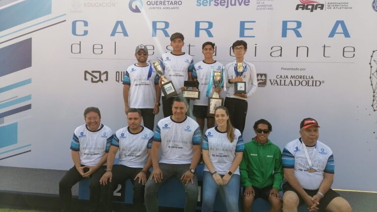 Celebran con éxito Carrera del Estudiante