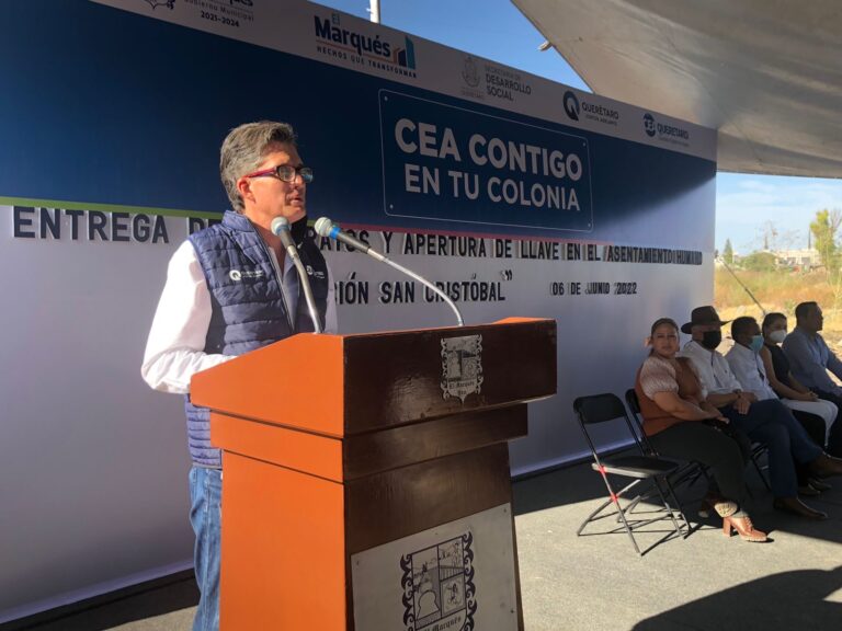 CEA entrega 296 contratos de agua en El Marqués