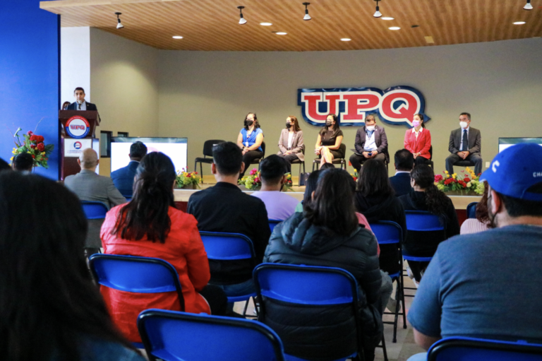 Realiza UPQ primer Coloquio de Formación y Actualización Educativa