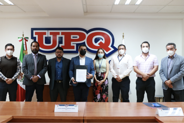 Firma UPQ convenio con Integratek