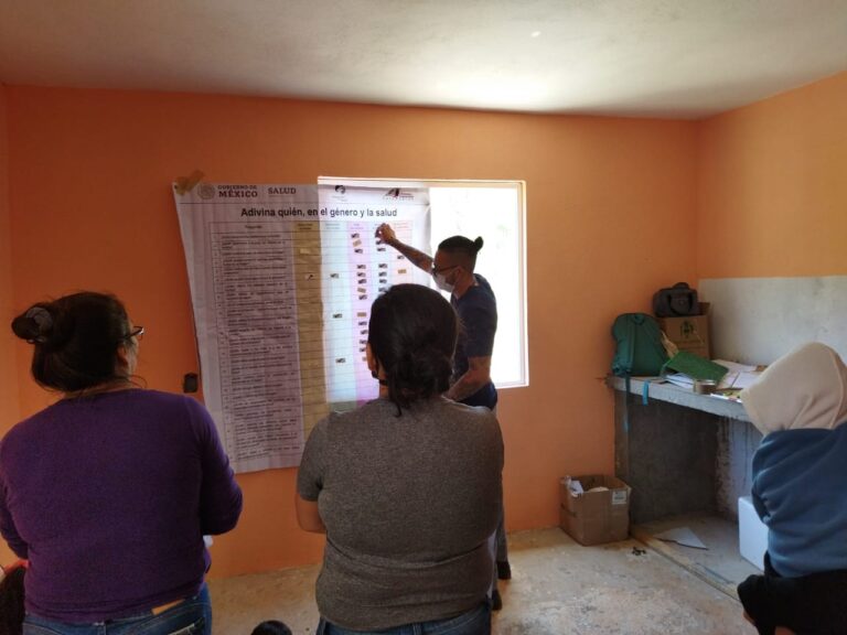 Capacita SESA al Comité de Salud de Pinalito de la Cruz, Landa de Matamoros