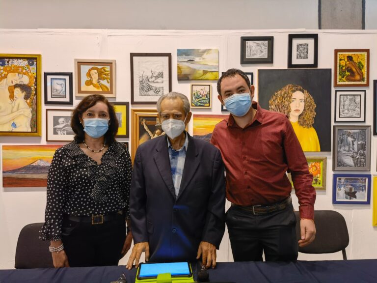 Clausuran exposición de Artes y Oficios