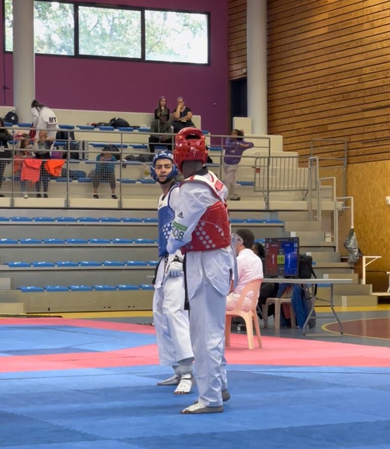 Estudiante de la UTEQ gana plata en abierto de Francia