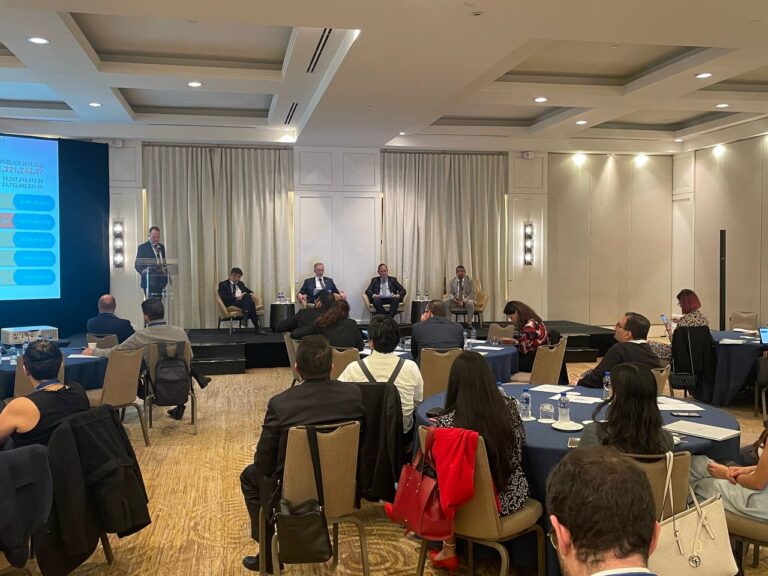 SEDESU participa en la Conferencia Anual Moody’s World Bank