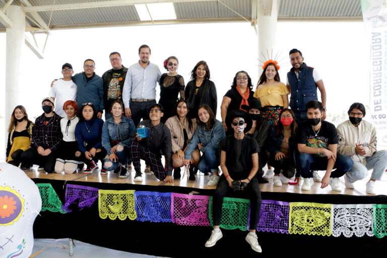 UTC vive la tradición del Día de Muertos