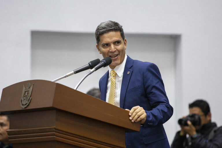 En Querétaro tenemos buenos policías y se respeta la ley: Gobernador