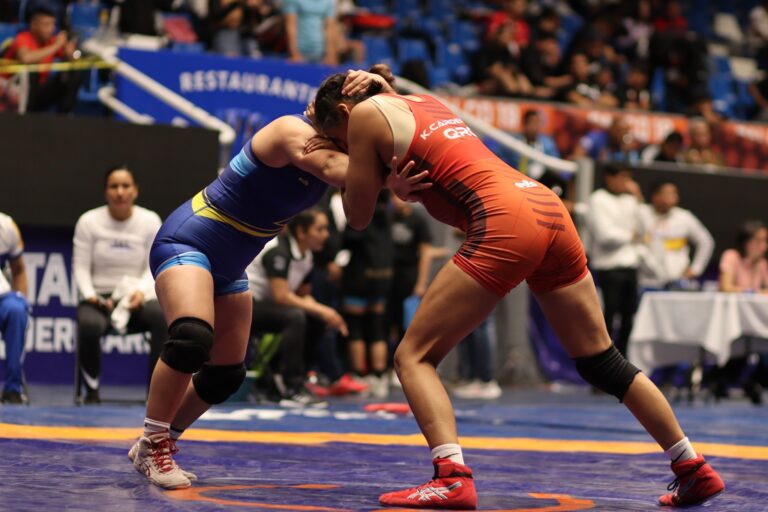 Queretanos clasifican a Nacionales CONADE en Lucha Olímpica