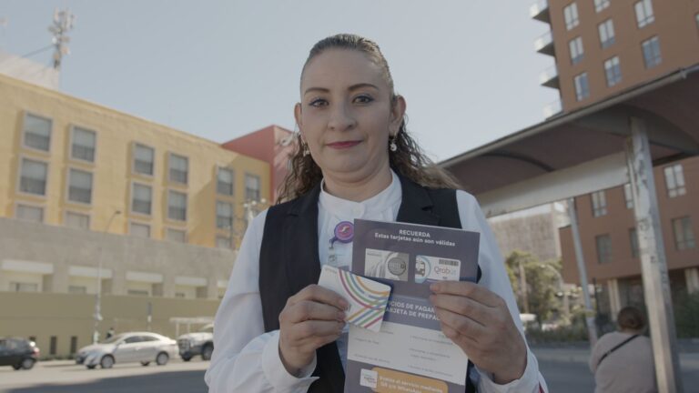 Anuncia AMEQ nueva mega jornada de entrega de tarjetas Qrobus