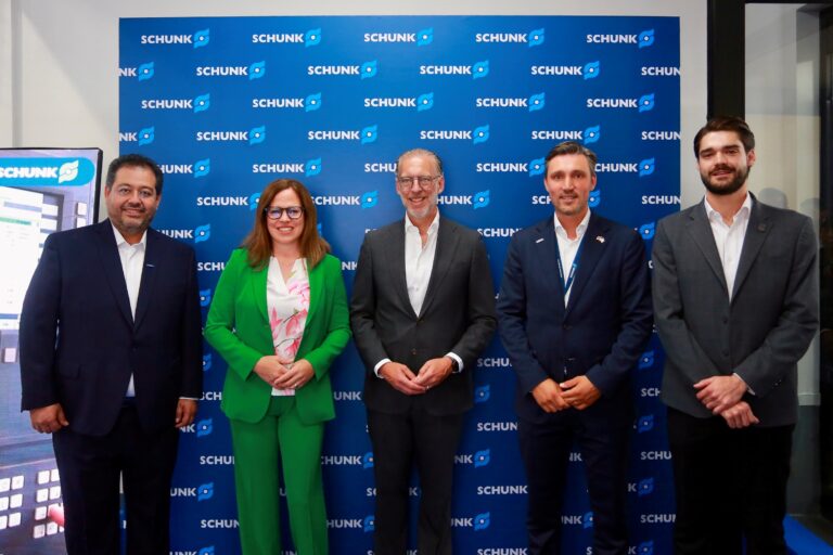 Titular de SEDESU inaugura Centro Tecnológico de Schunk México