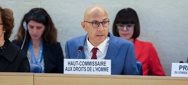 Debemos reconectar con nuestra humanidad común y “guiarnos por los derechos humanos”, dice Volker Türk