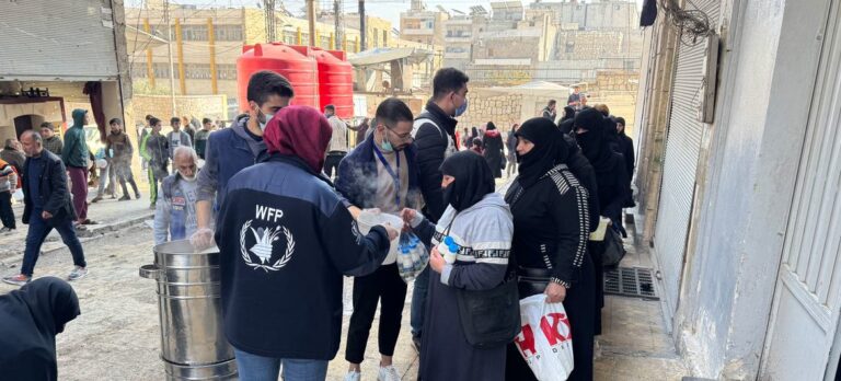 La autoridad de facto en Siria es un grupo designado como terrorista: ¿Qué ocurre ahora?