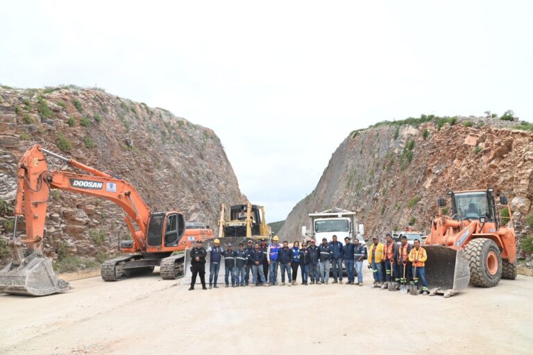 Habilitada Carretera Estatal 100 tras esfuerzos de la CEI
