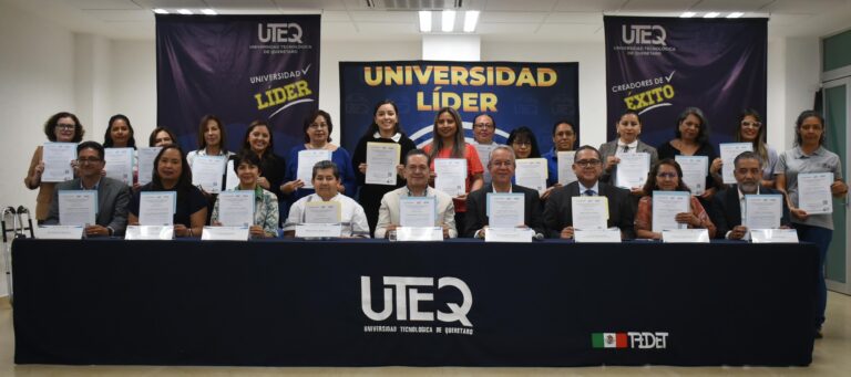 Más de 300 colaboradores de la UTEQ concluyen diplomado sobre Nuevo Modelo Educativo