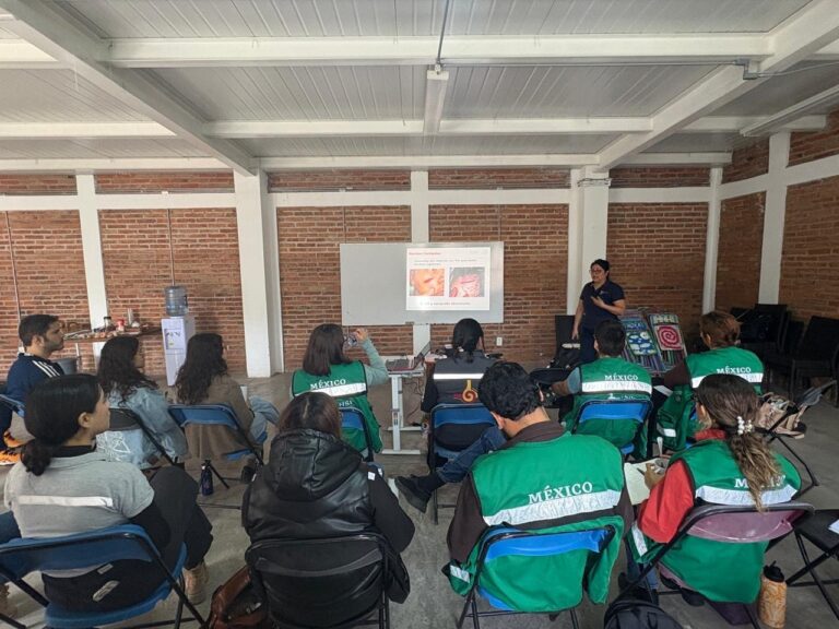 Capacita SESA a personal del Albergue Centro de Apoyo Marista al Migrante