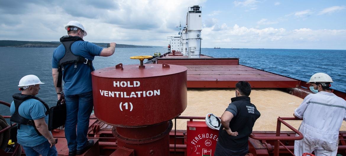 OMI: La navegación en el mar Negro se ha paralizado en medio de ataques diarios